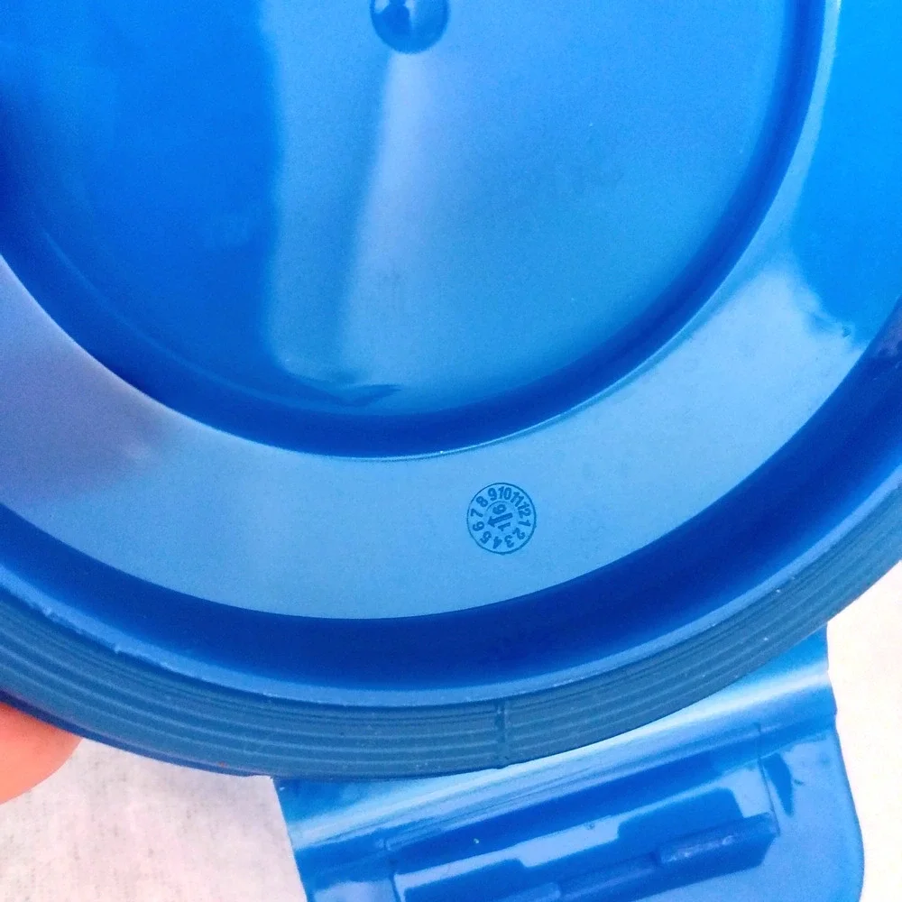 SNAPWARE Replacement Lids Airtight Food Storage Container Round Purple Blue Teal